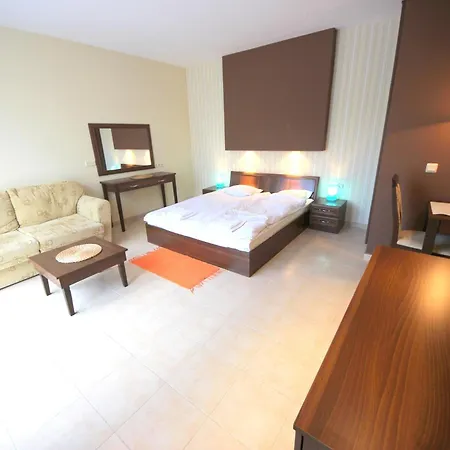 Menada Kavaci Apartament