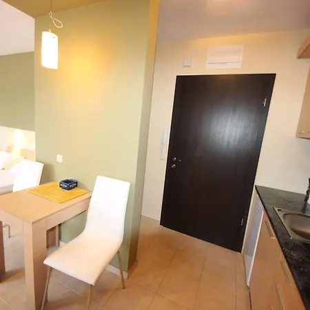 Apartment Menada Kavaci