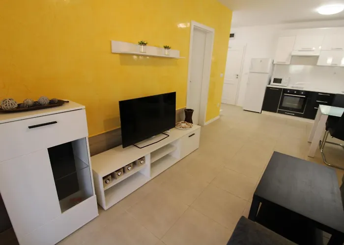 Menada Kavaci Appartement *